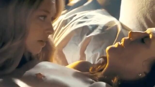 Amanda Seyfried New Video Sex Tape Leaked  !! Hot