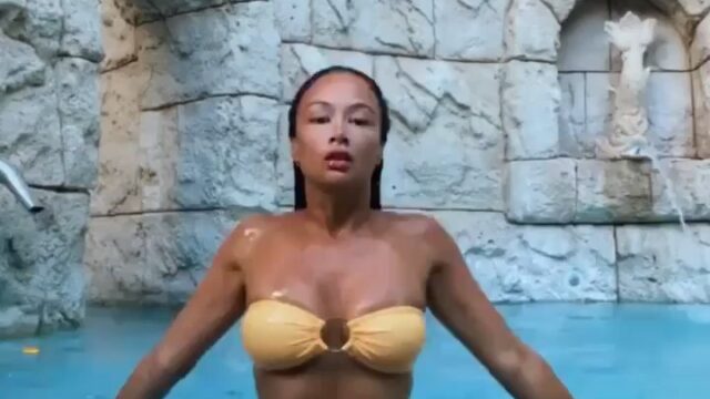 Draya Michele Nude Show in pool