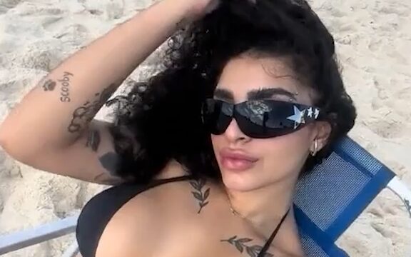 Bianca Censori Hot nude show on beach – new video
